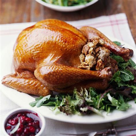 Classic Roast Turkey with Stuffing