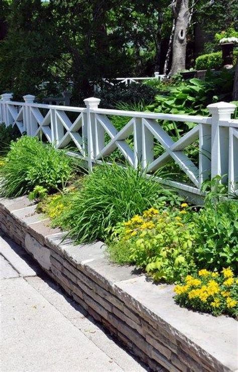 Fences For Front Yard: A Guide To Choosing The Perfect One – HomeDecorish