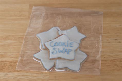 Cookie Swap party invitation | Chica and Jo