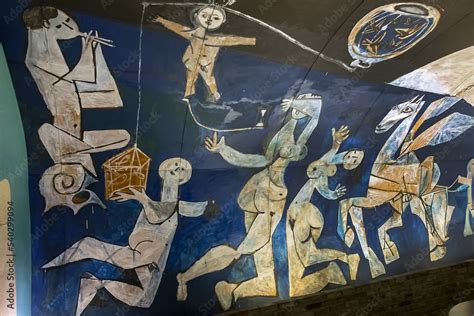 National Picasso Museum: ”War and Peace” by Picasso in the Chateau de ...