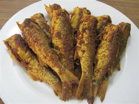 Easy Fish Recipes-Fried Mullet Fish with Turmeric 炸黄姜鲻鱼 - Healthy Food ...