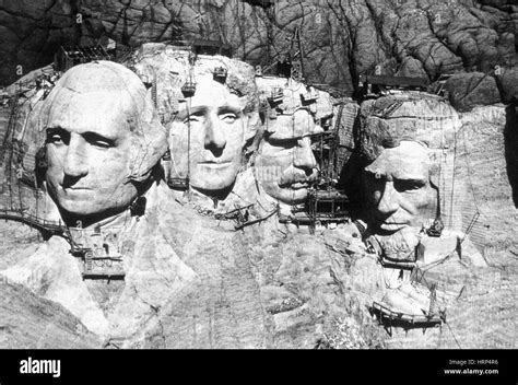 Mount rushmore workers hi-res stock photography and images - Alamy