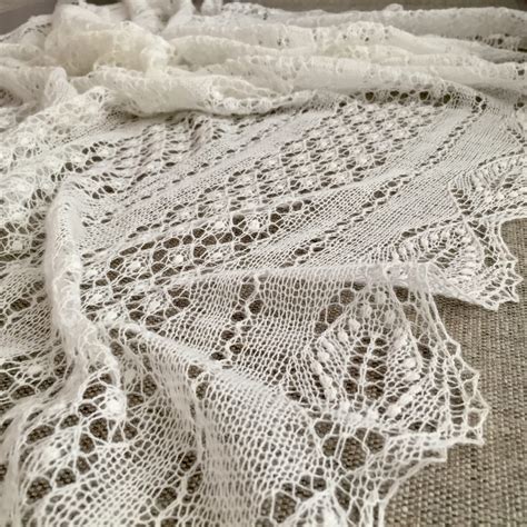 Knit lace shawl pattern "Cobweb of Life" - Knitting Blog Pattern Duchess