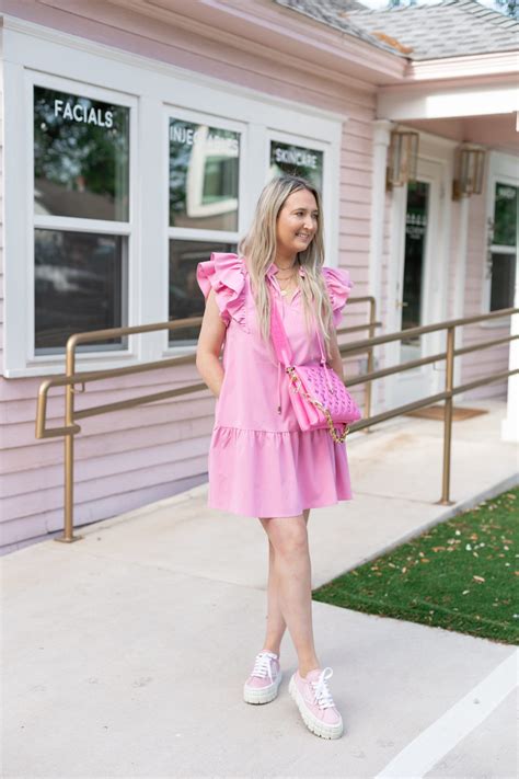 Look Gorgeous In These Pink Outfits On National Pink Day - Christinabtv