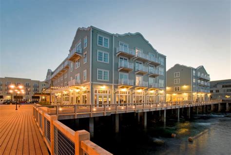 6 Best Hotels in Monterey Bay to Stay At Now