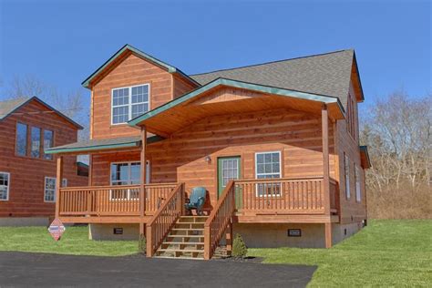 "Tennessee Dreamin" 2 Bedroom Cabin Near Pigeon Forge with Game Room