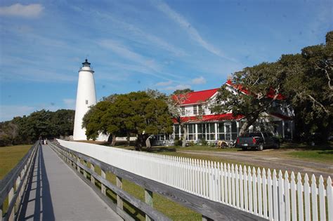 Ocracoke Island lighthouse Nc Lighthouses, North Carolina Lighthouses ...