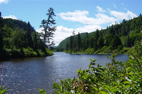 File:Agawa River, Ontario.jpg - Wikimedia Commons