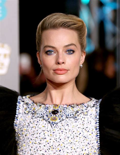 Margot Robbie – BAFTA 2019 • CelebMafia