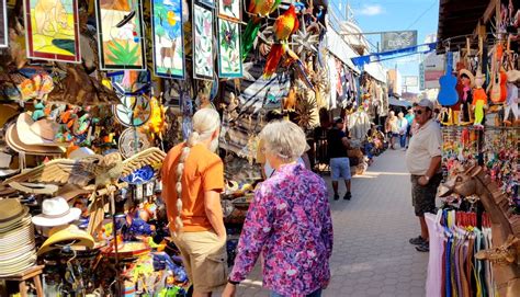 Wandering His Wonders: International Travel to Los Algodones, Mexico