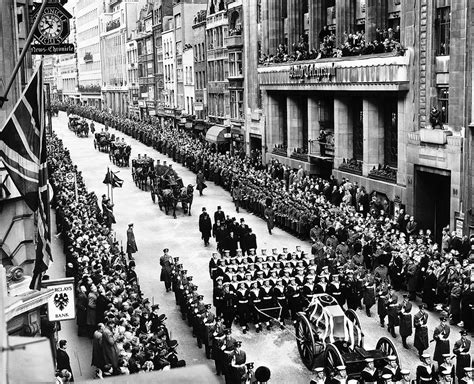 Winston Churchill funeral - Mirror Online