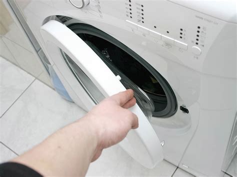 How to Stop the Moldy Smell in Clothes from a Front Loader Washing Machine