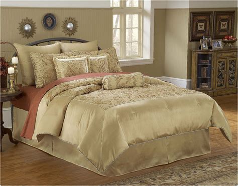 Queen Size Luxury comforter sets Design