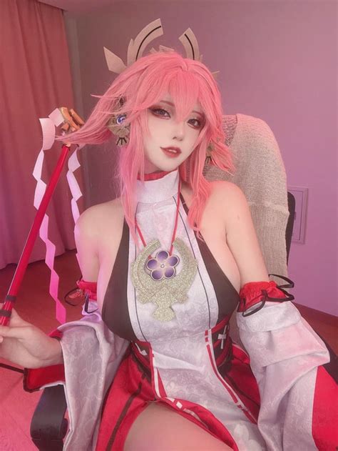 Yae Miko Cosplay (@Takomayuyi) : YaeMiko