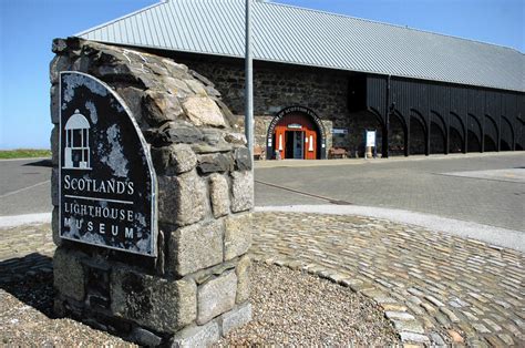 Hurricane Gonzalo closes Fraserburgh museum | Press and Journal