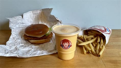 Wendy's Pumpkin Spice Frosty Review: It Tastes Like A Candle Smells