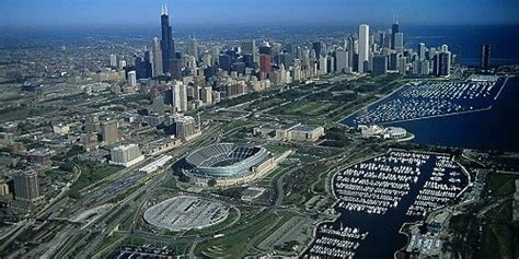 Navy Pier, Chicago, Illinois Camera - Port of Chicago, Illinois Webcams - Cruising Earth