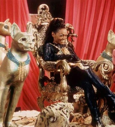 Eartha Kitt as Cat Woman | Eartha kitt catwoman, Eartha kitt, Catwoman