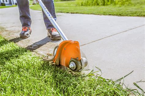 Stihl FC 96 Straight Shaft Handheld Edger — Russo Power Equipment