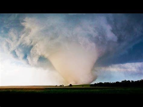 Bennington Tornado - EF4 Wedge, Storm Chase & Spotting - Kansas 28 May, 2013 | Storm chasing ...