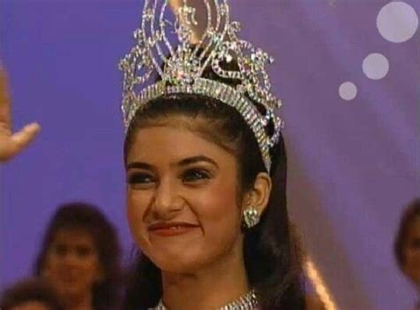 Sushmita Sen - India - Miss Universe 1994 | Beautiful indian actress ...