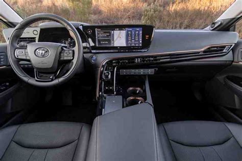 2021 Toyota Mirai Review - Autotrader