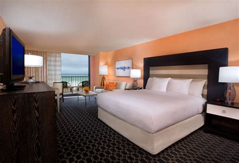 Destin Florida Hotels | Destin Hotel Beachfront Hotel Rooms | Hilton Sandestin