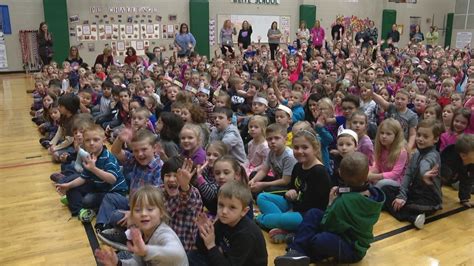 Olive Elementary loves to read! | WSBT