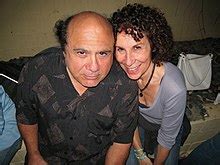 Danny DeVito - Wikipedia