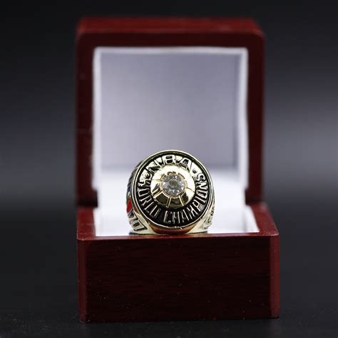 1973 New York Knicks Replica NBA Championship Ring – Kemp Ring