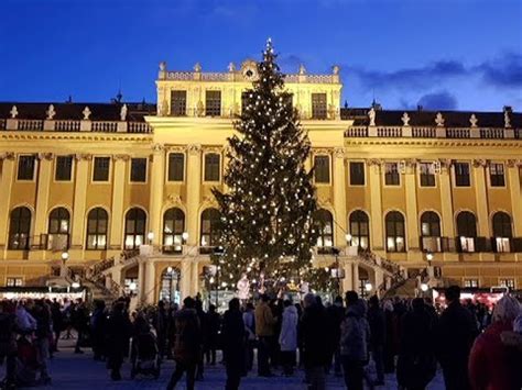CHRISTMAS MARKET IN VIENNA, SCHONBRUNN PALACE - YouTube