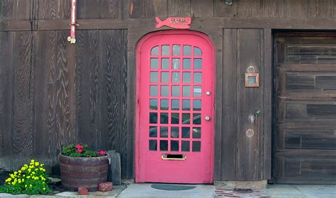 Pink Door Free Stock Photo - Public Domain Pictures