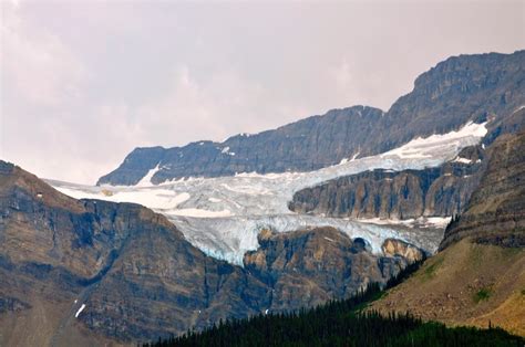 Crowfoot Glacier, Bow Lake Vacation Rentals: & more | Vrbo