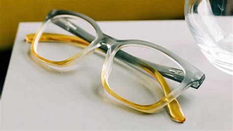 Funky reading glasses colors that will rock your look– 2SeeLife