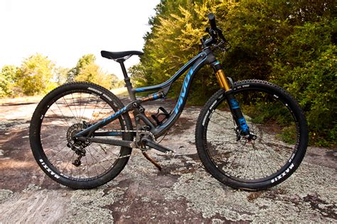 Pivot Mach 4 Carbon Mountain Bike Review - Singletracks Mountain Bike News