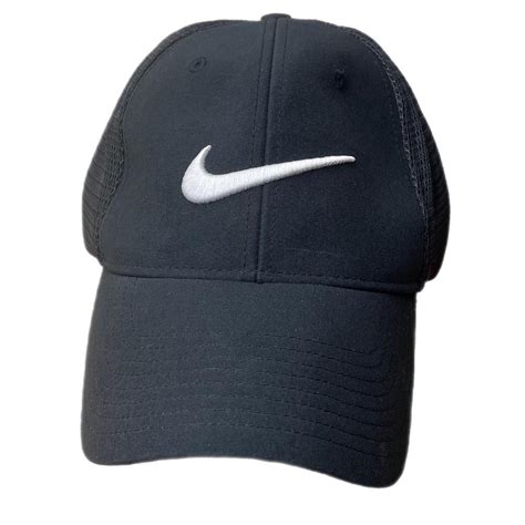 Nike Golf Black Fitted Hat -no flaws -minimalist... - Depop