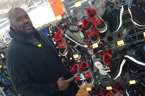 Shaq Sold ‘Over 120 Million Pairs’ of Shoes at Walmart – Footwear News