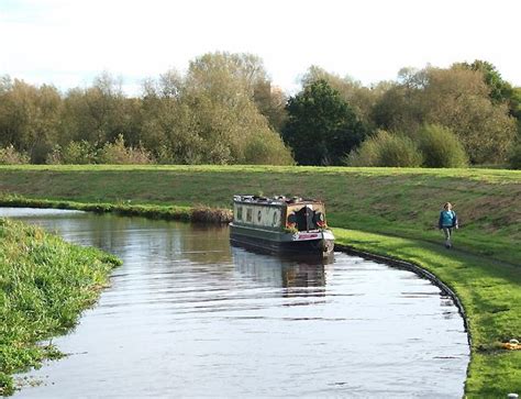 √ Staffordshire And Worcestershire Canal Map