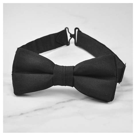 Black Silk Bow Tie – Jena Richards Weddings