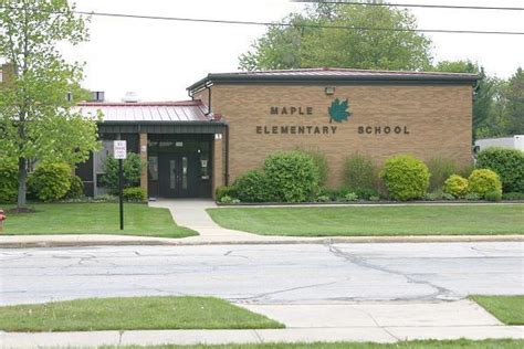 Maple Elementary School - Chardon, Ohio