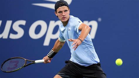 18-Year-Old Jakub Mensik Won Guaranteed 1/4th of Total Career Prize ...