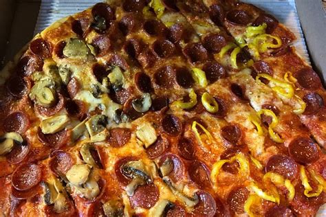 THE 10 BEST Pizza Places in Newark (Updated 2024) - Tripadvisor