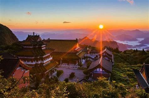 Tianmen Temple, Tianmen Mountain buddhist Temple