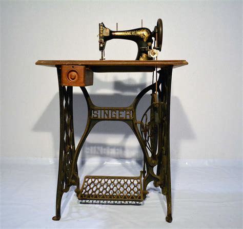 MAQUINA DE COSER SINGER 1906