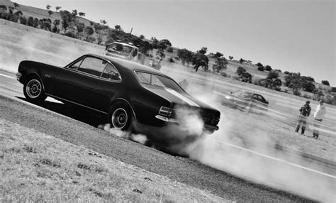 Holden Monaro Pre-Stage Burnout. | Holden monaro, Holden, Burnout