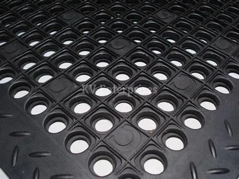 Rubber Kitchen Mat, KV Enterprises | ID: 21304229062