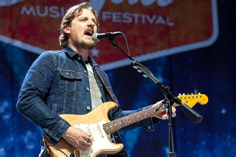 6 Sturgill Simpson Songs That Prove He Plays By His Own Rules