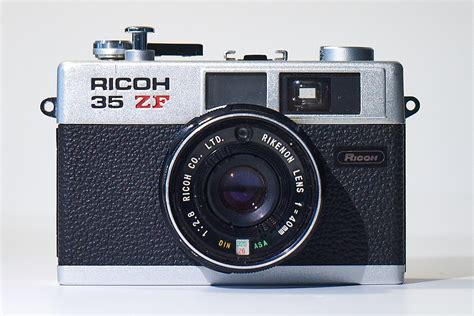 1970s Ricoh Compacts, part 1: the Ricoh 35 ZF – James Cockroft