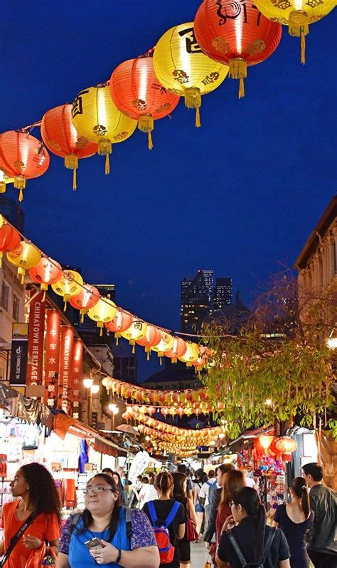 Chinatown Mid-Autumn Festival 2017 | The Scribbling Geek | Mid autumn festival, Chinatown, Fall ...