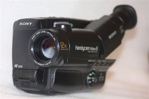 Amazon.com : Sony CCD-TR64 Video8 8mm Camcorder with 12x Optical Zoom ...